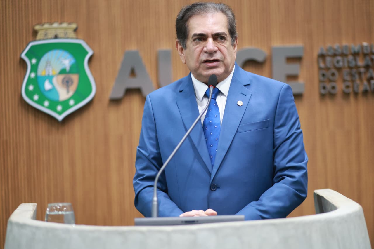 Zezinho Albuquerque avalia passagem pela Secretaria das Cidades do Ceará