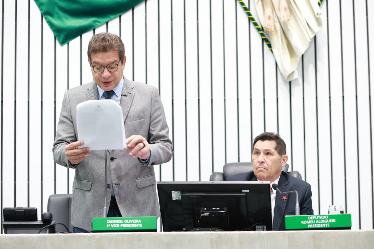 A leitura das matérias foi realizada pelo deputado Renato Roseno (Psol)