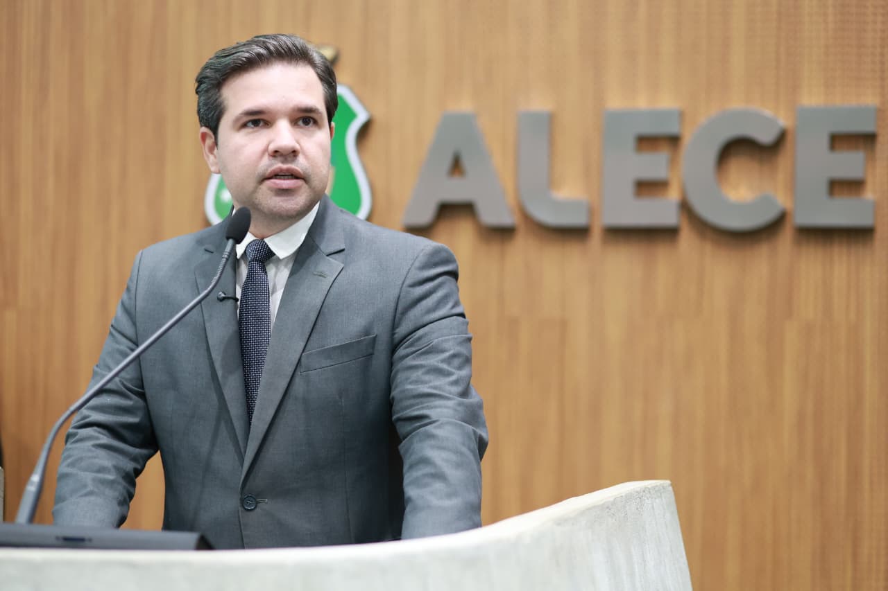 Deputado Bruno Pedrosa (PT)