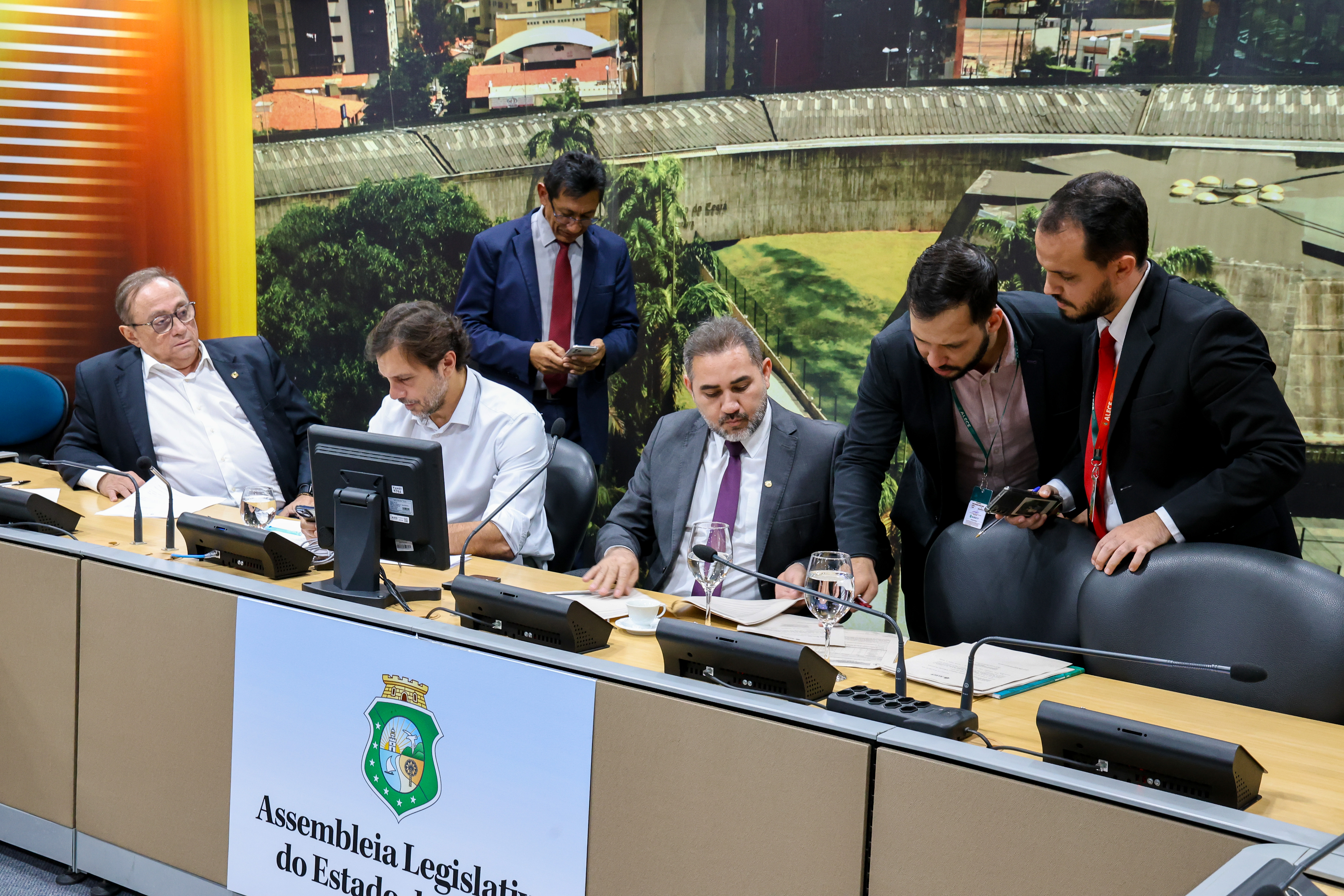 Projeto da LDO 2027 é aprovado na Comissão de Orçamento e Finanças