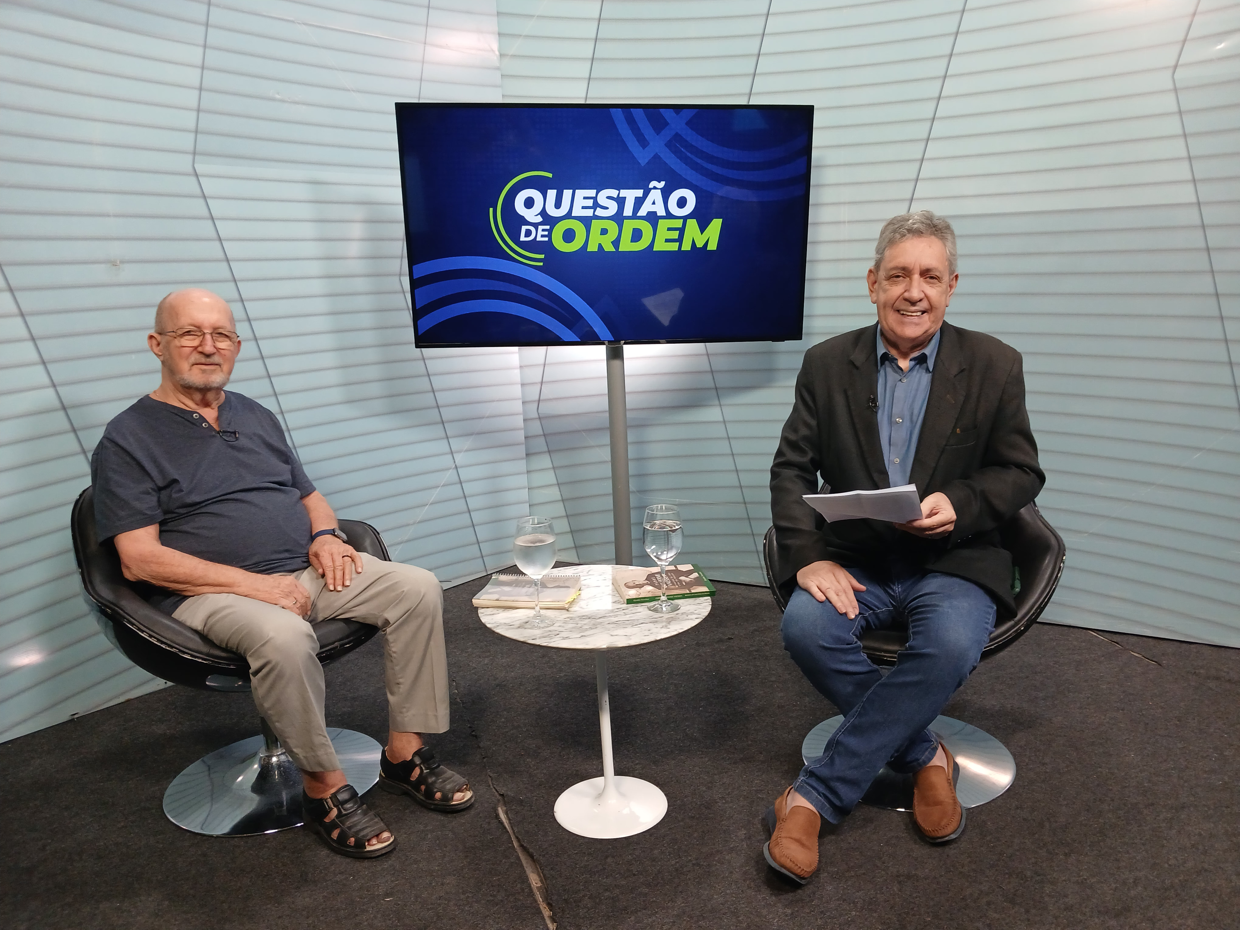 Questão de Ordem destaca lançamento do livro "Padre Guilherme Vaessen: Retratos de uma Vida em Missão”