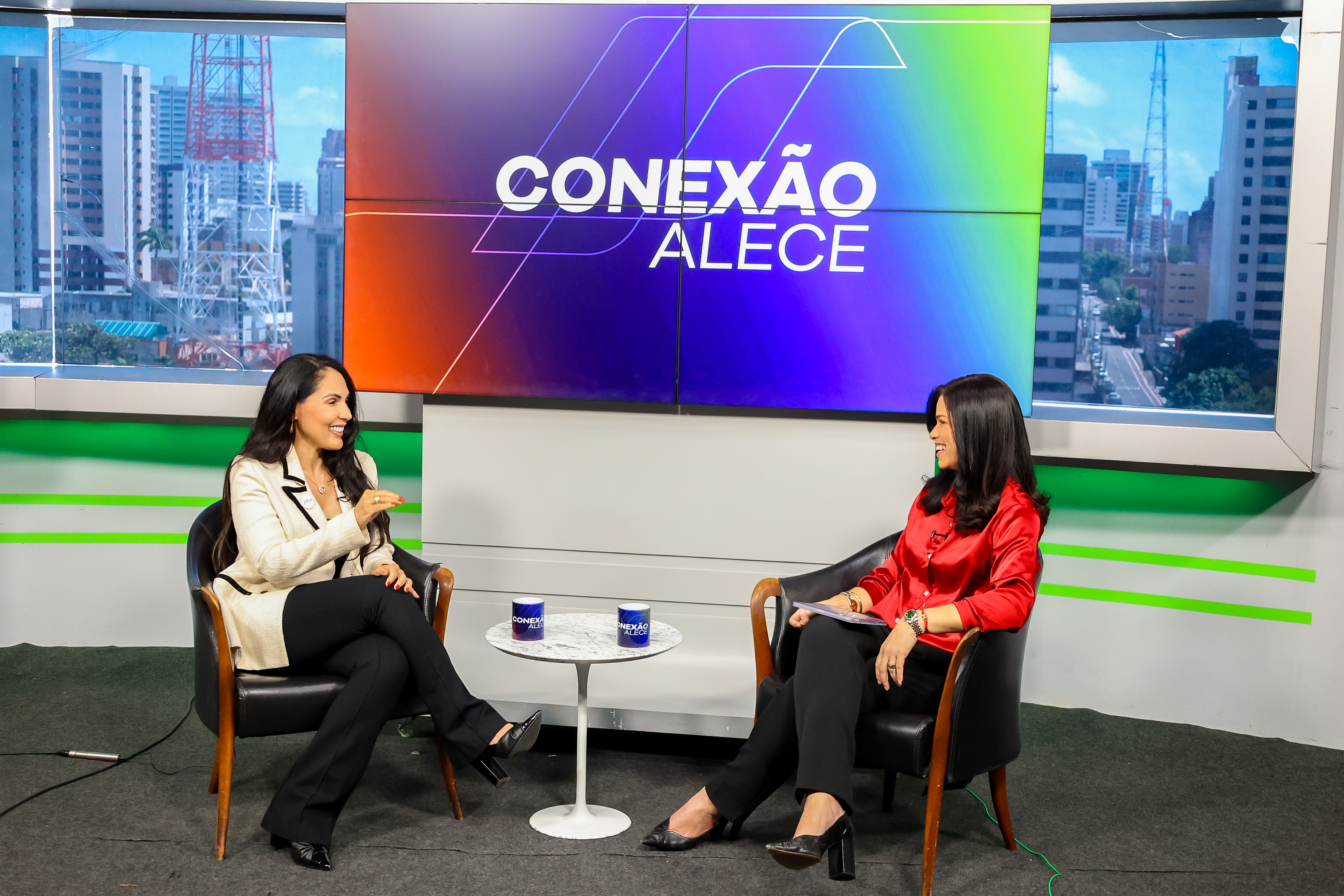 Nutróloga esclarece dúvidas sobre o tratamento da obesidade no Conexão Alece