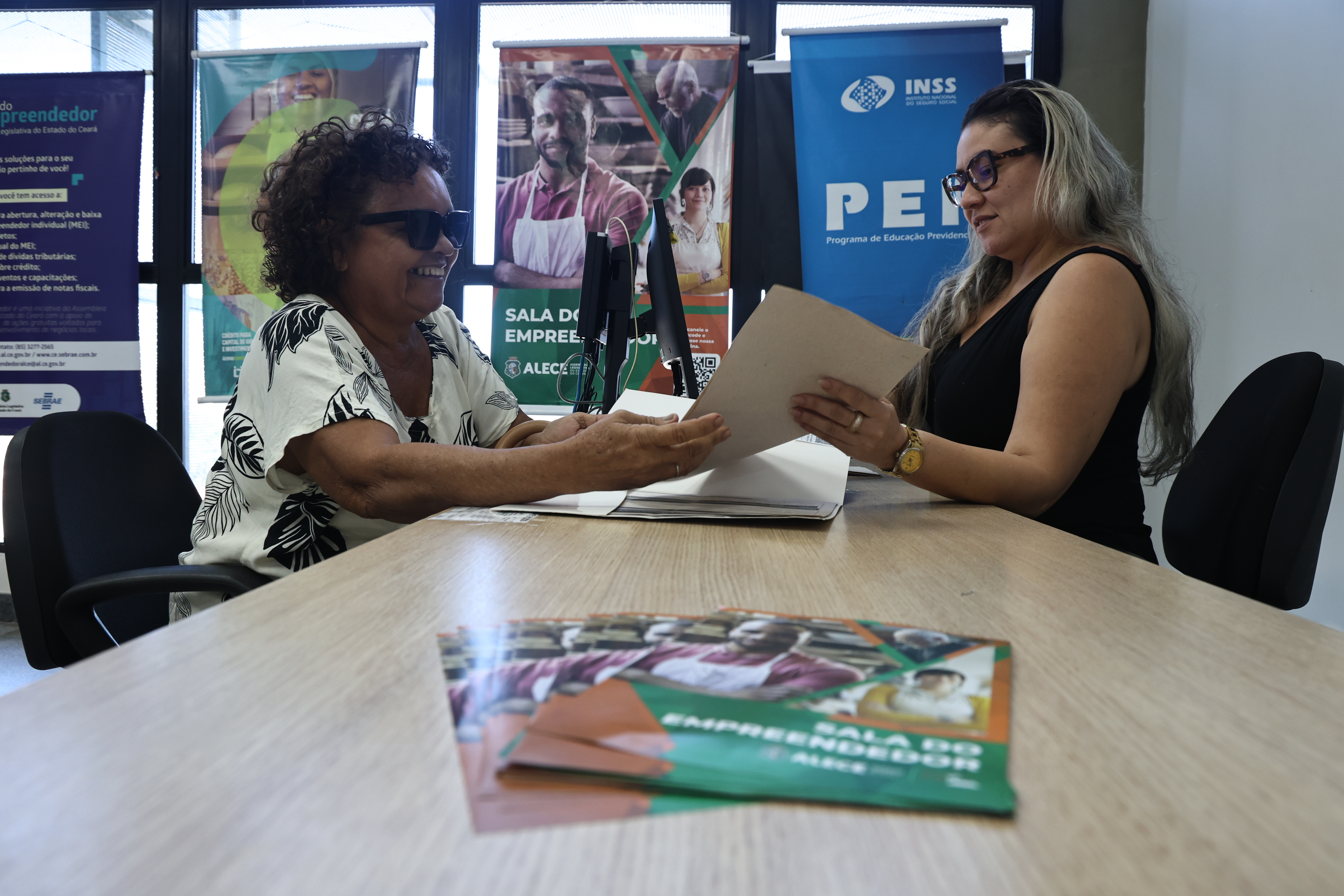 Dia do Empreendedor: Alece celebra mais de cinco mil atendimentos em 2026