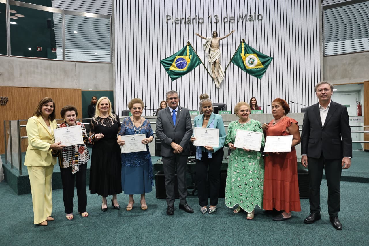 Sessão solene em comemoração aos 51 anos da Associação de Lojistas e Líderes Femininas de Fortaleza (Alfe)