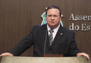 Dep. Roberto Mesquita (PV)