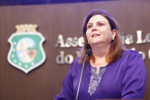 Dep. Fernanda Pessoa (PR)