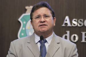 Dep. Roberto Mesquita (PV)