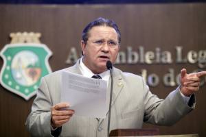 Dep. Roberto Mesquita (PV)