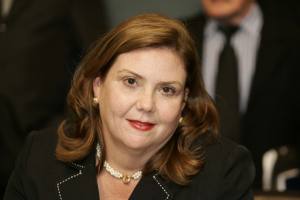 Dep. Fernanda Pessoa (PR)