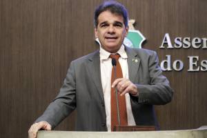 Deputado Perboyre Diógenes (PMDB)