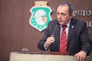 Dep. Sineval Roque (Pros)