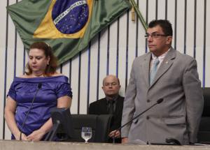 AL suspende sessão em pesar pela morte do ex-deputado Barros Pinho