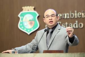 Dep. Sergio Aguiar (Pros)