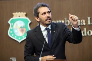 Dep. Elmano de Freitas (PT)