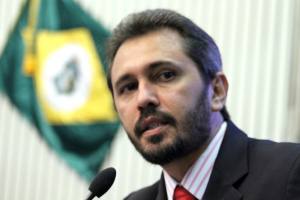 Dep. Elmano Freitas (PT)