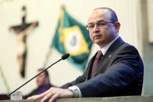 Dep. Sergio Aguiar (Pros)