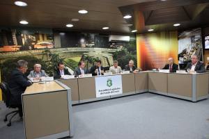 Audiência pública debate políticas públicas para o setor de mineração no Ceará