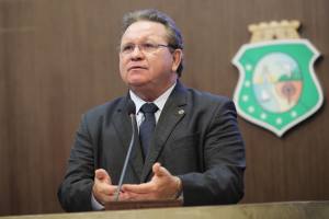 Dep. Roberto Mesquita ( PV )