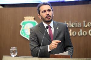 Dep. Elmano Freitas (PT)