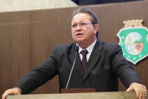 Dep. Roberto Mesquita (PV)