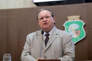 Dep. Roberto Mesquita (PV)