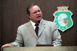 Dep. Roberto Mesquita (PV)