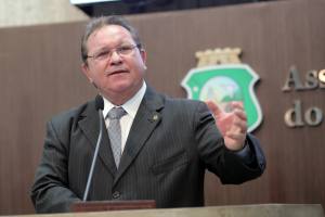 Dep. Roberto Mesquita (PV)