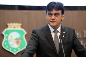 Dep. Naumi Amorim (PSL)