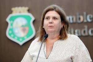 Dep. Fernanda Pessoa ( PR )