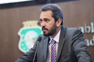 Dep. Elmano Freitas (PT)