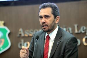 Dep. Elmano Freitas (PT)