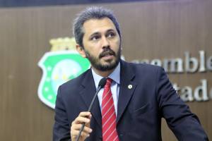 Dep. Elmano Freitas (PT)