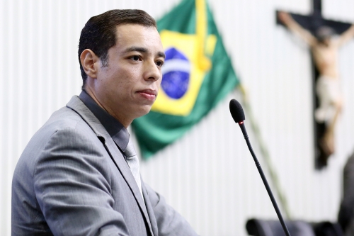 Dep. Leonardo Araújo (PMDB)