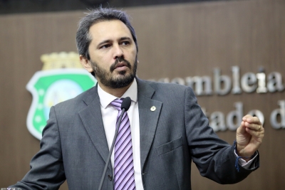 Dep. Elmano Freitas (PT)