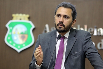 Dep. Elmano Freitas (PT)