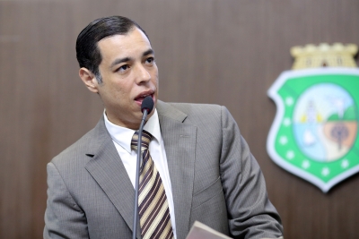 Dep. Leonardo Araújo (PMDB)