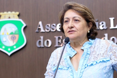 Deputada Mirian Sobreira