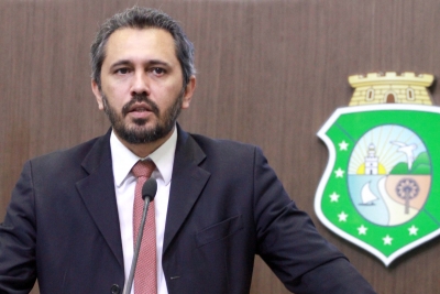 Dep. Elmano Freitas (PT)