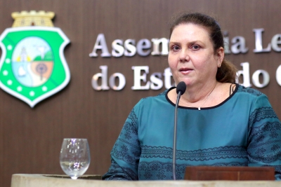 Deputada Fernanda Pessoa