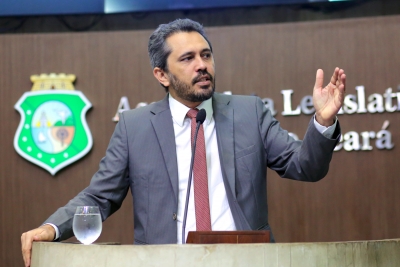 Deputado Elmano Freitas