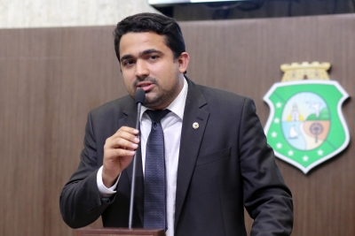 Dep. Yuri Guerra ( PMN ) 