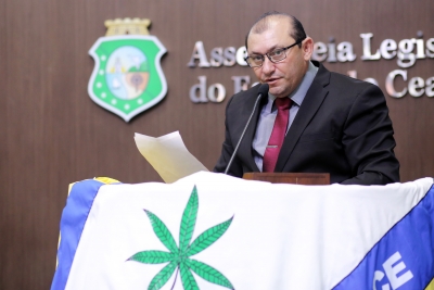 Dep. Agenor Ribeiro ( PSDC )