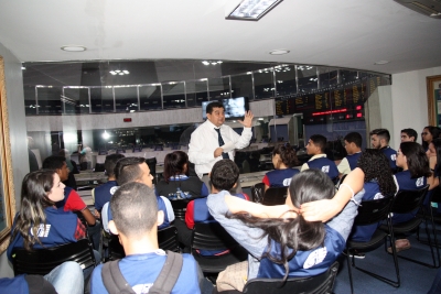 Visita dos alunos ao Plenário