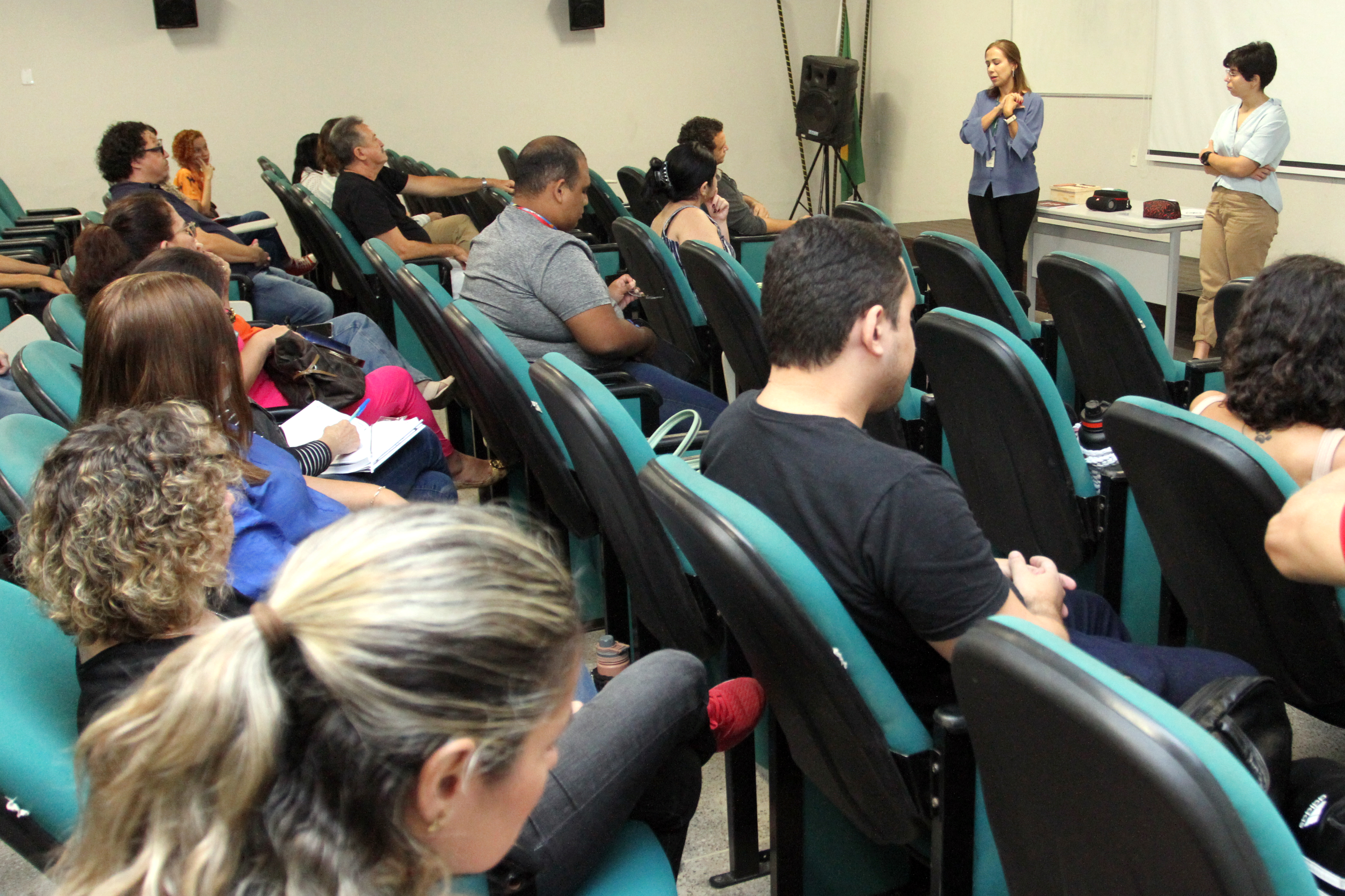 Comitê de Responsabilidade Social da Alece, realiza ação com a equipe pedagógica da EEMTI Jenny Gomes