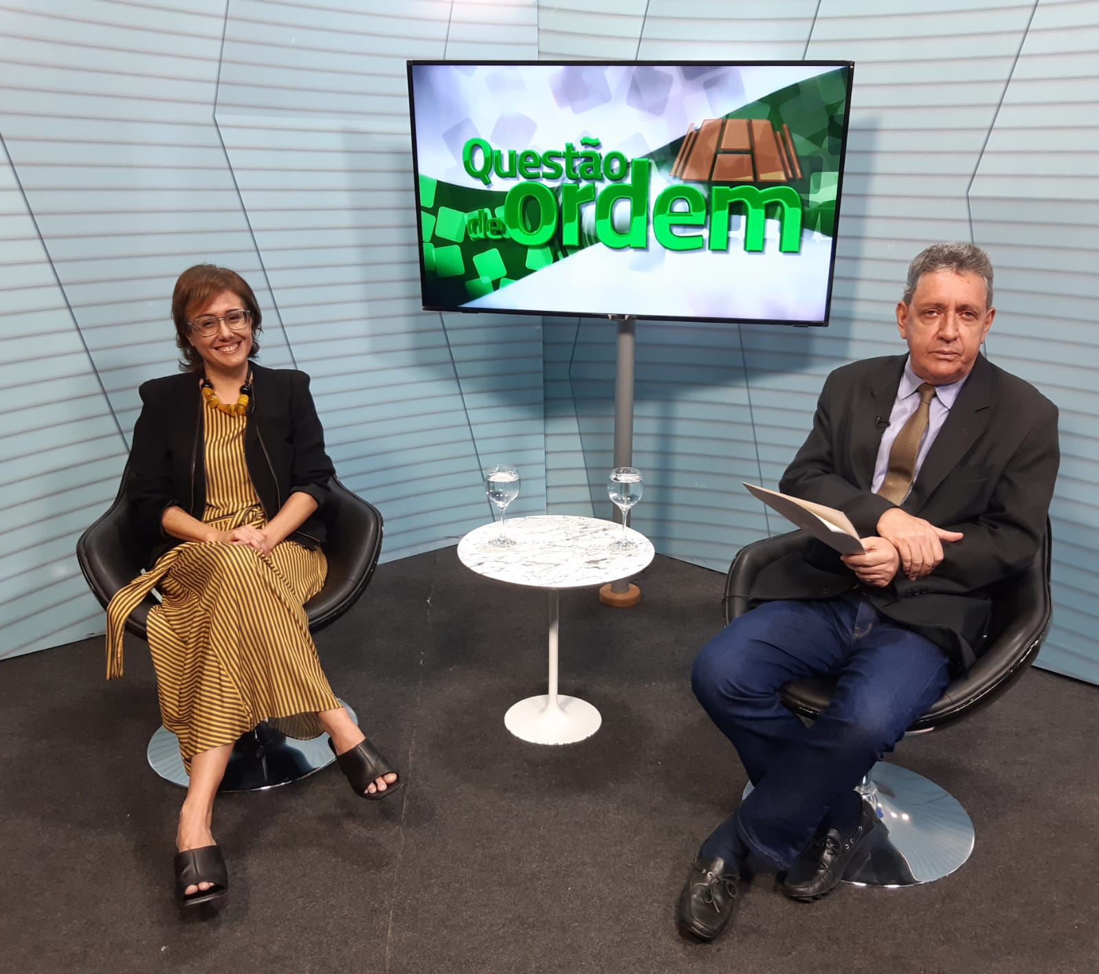 Professora da Unifor Natércia Siqueira e jornalista Renato Abreu