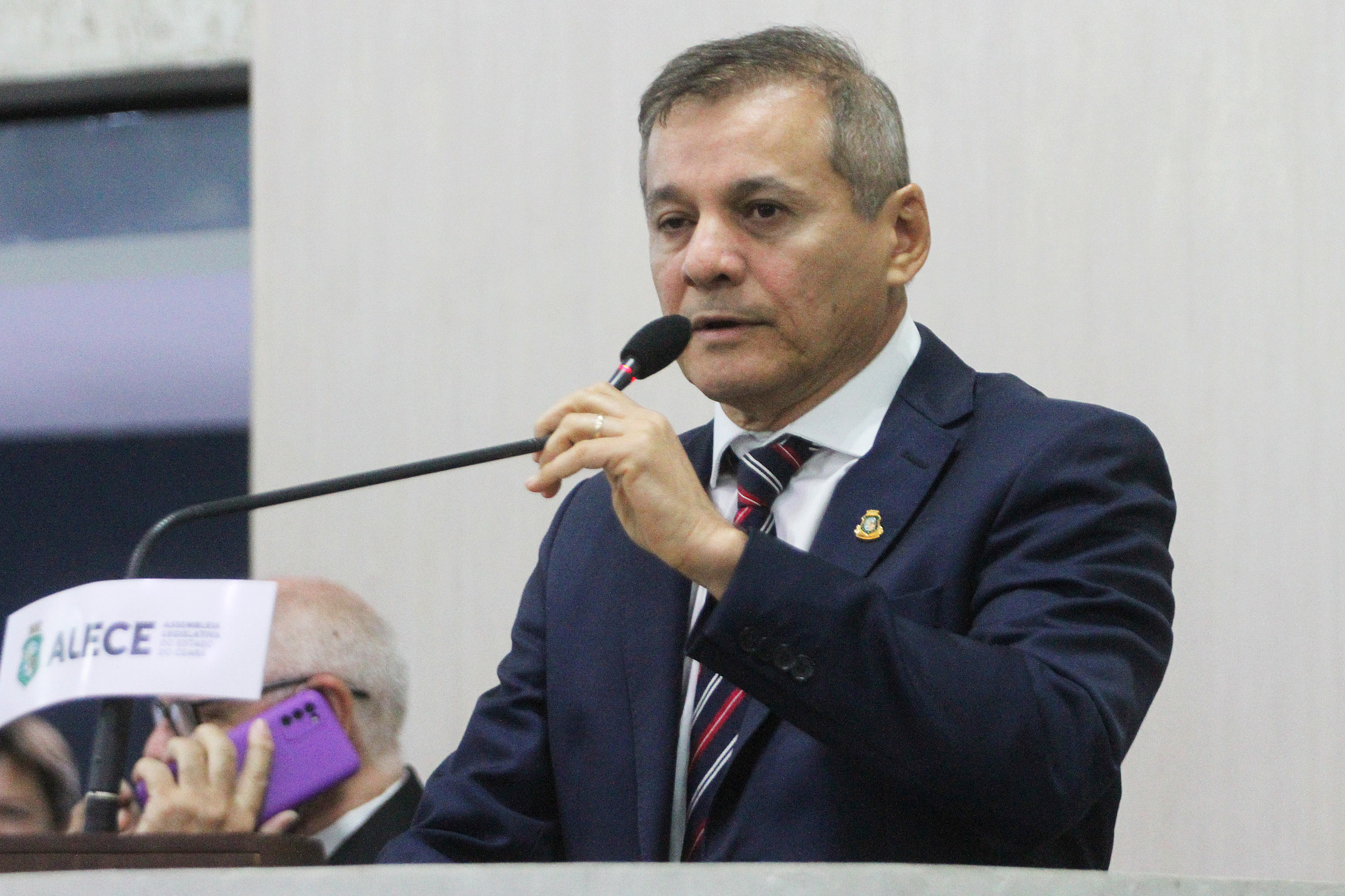 Deputado Firmo Camurça (União)