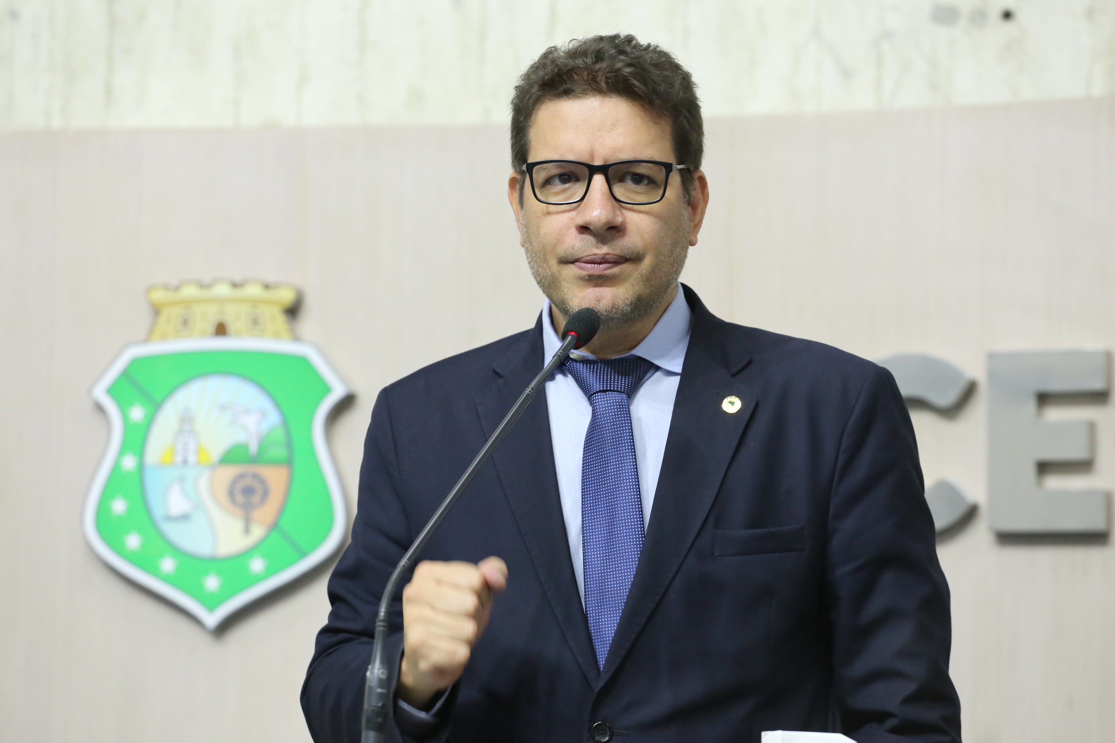 Renato Roseno alerta para situação de crianças com intolerância e alergia alimentar