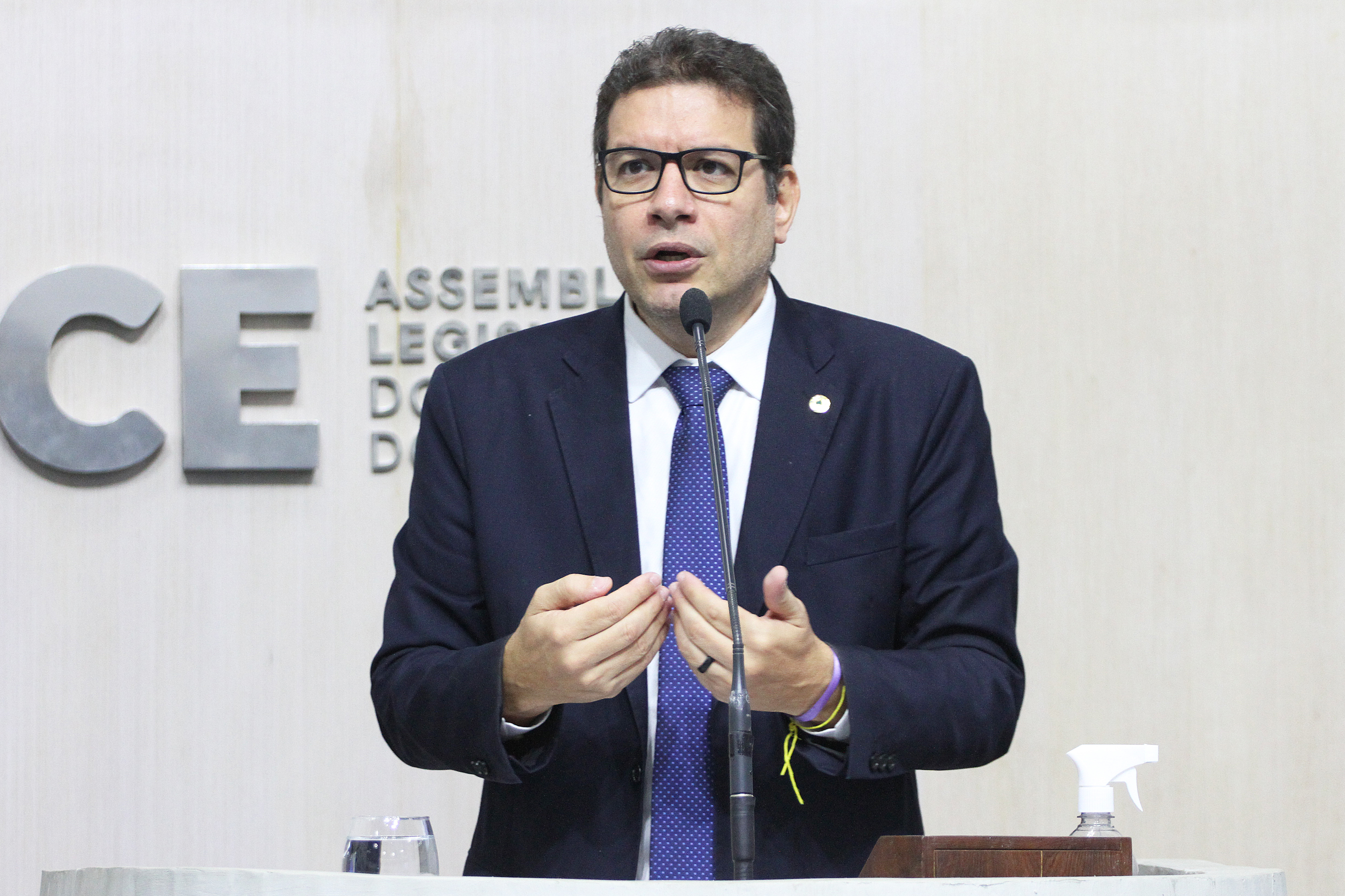Deputado Renato Roseno (Psol)