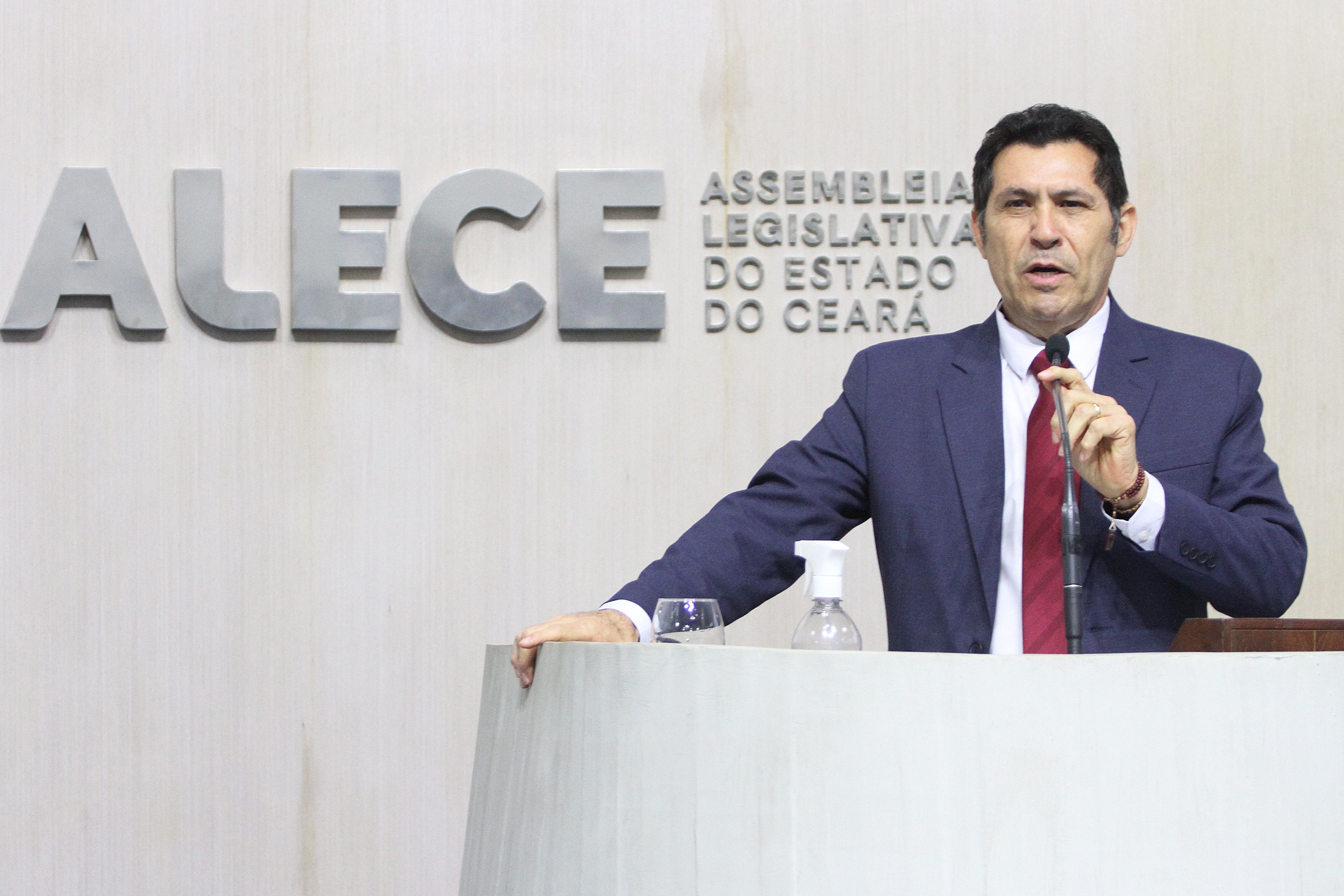 De Assis Diniz defende 100 dias do Governo Elmano