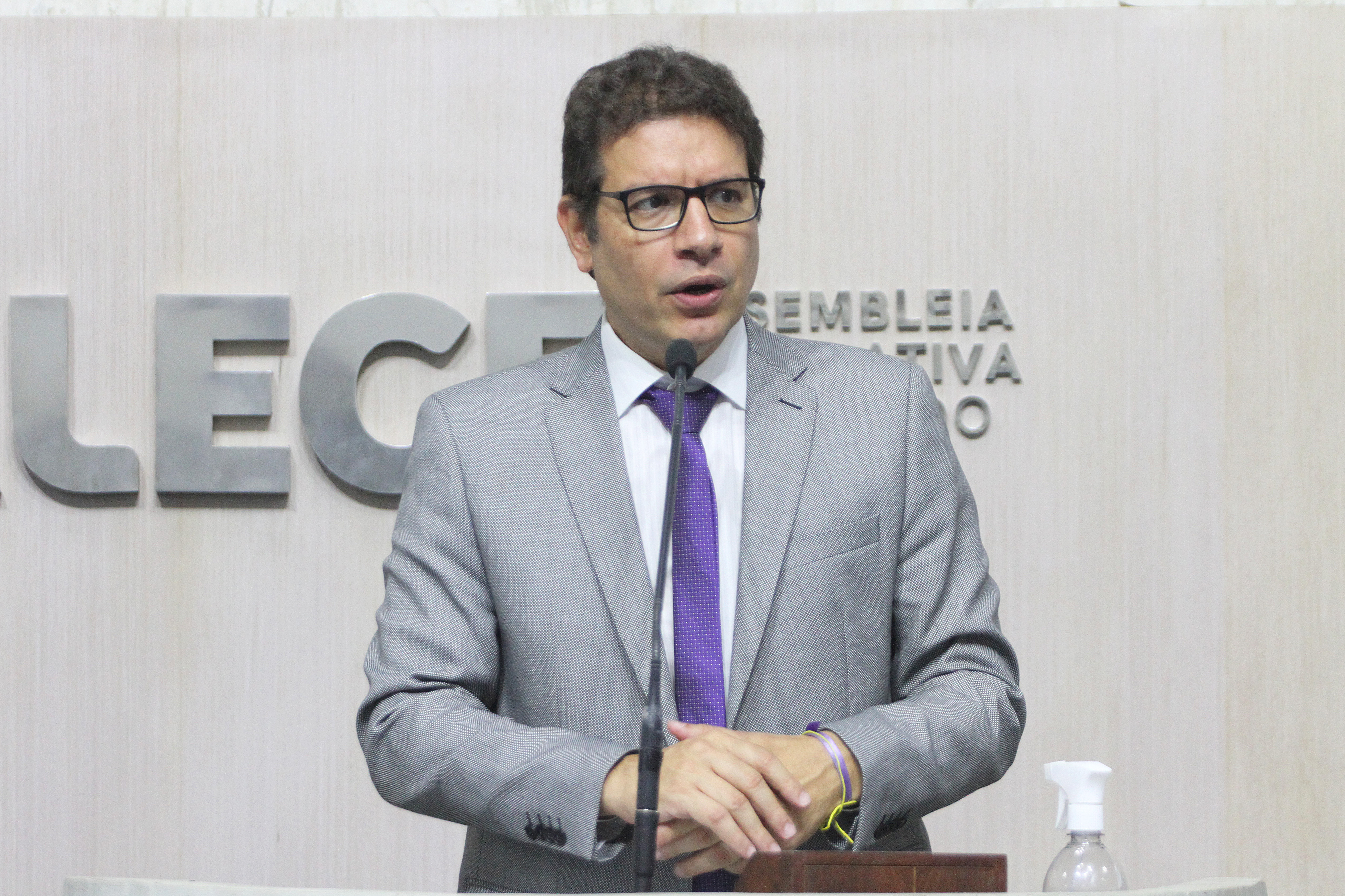 Deputado Renato Roseno (Psol)